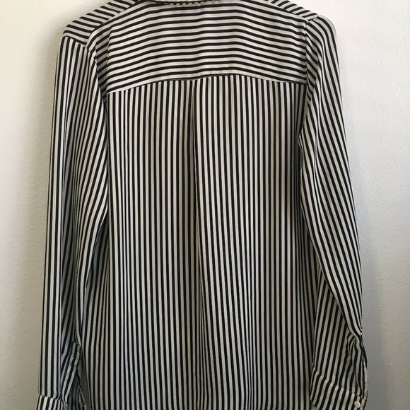 H&M Striped Covered Button-Down Shirt, Size 8/M - Picture 4 of 4